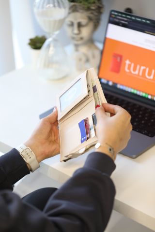 Berlin Fermuar Detaylı Kadın Cüzdan - Bej