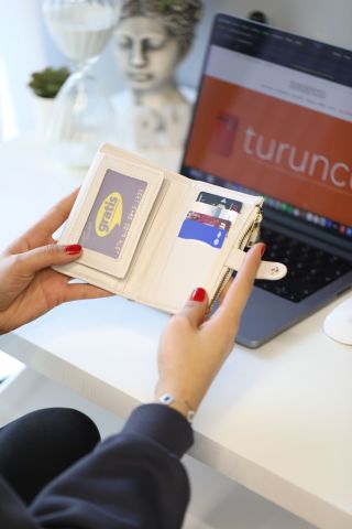 Berlin Fermuar Detaylı Kadın Cüzdan - Bej
