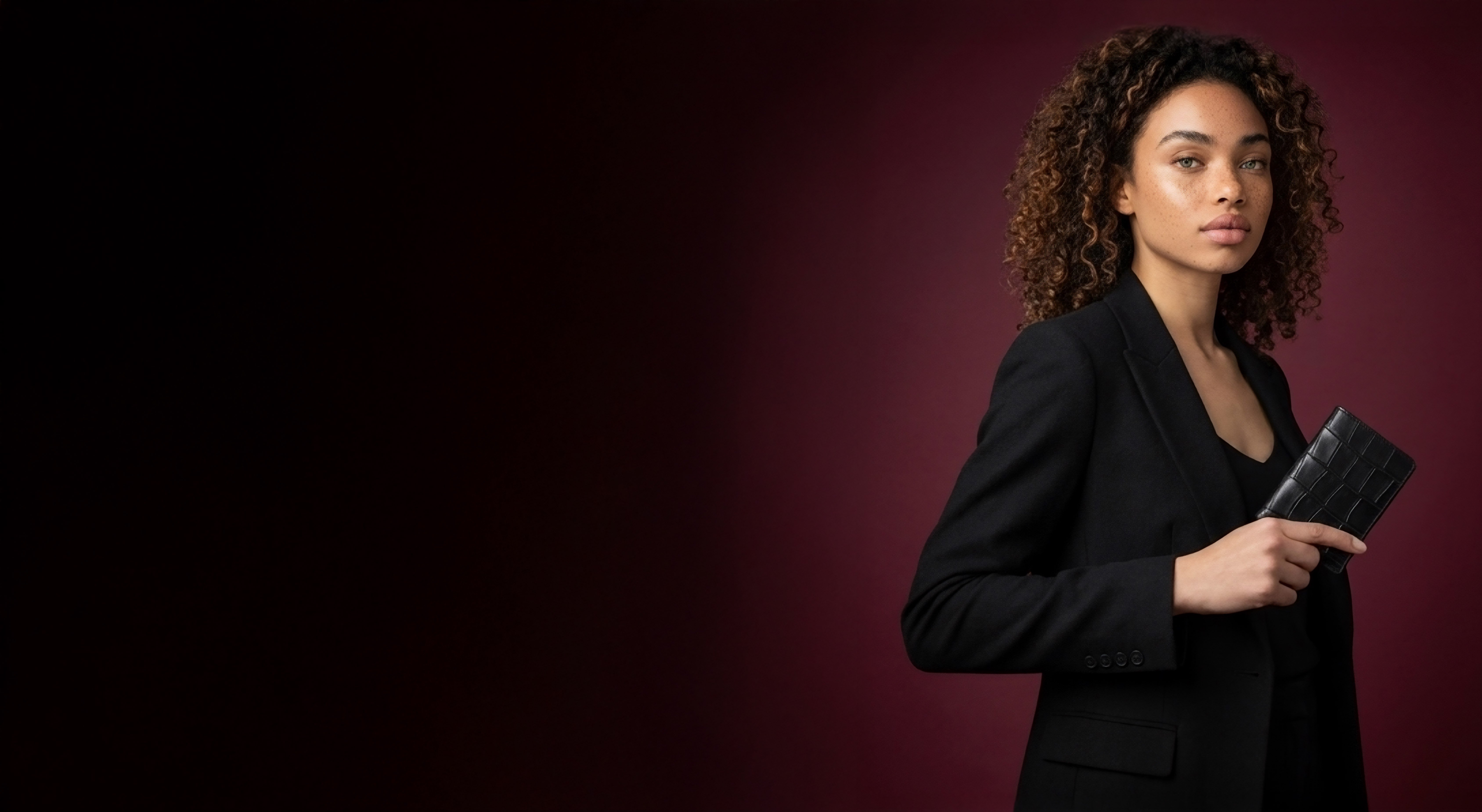     “Doğadan gelen güç, tasarımda hayat bulur.”